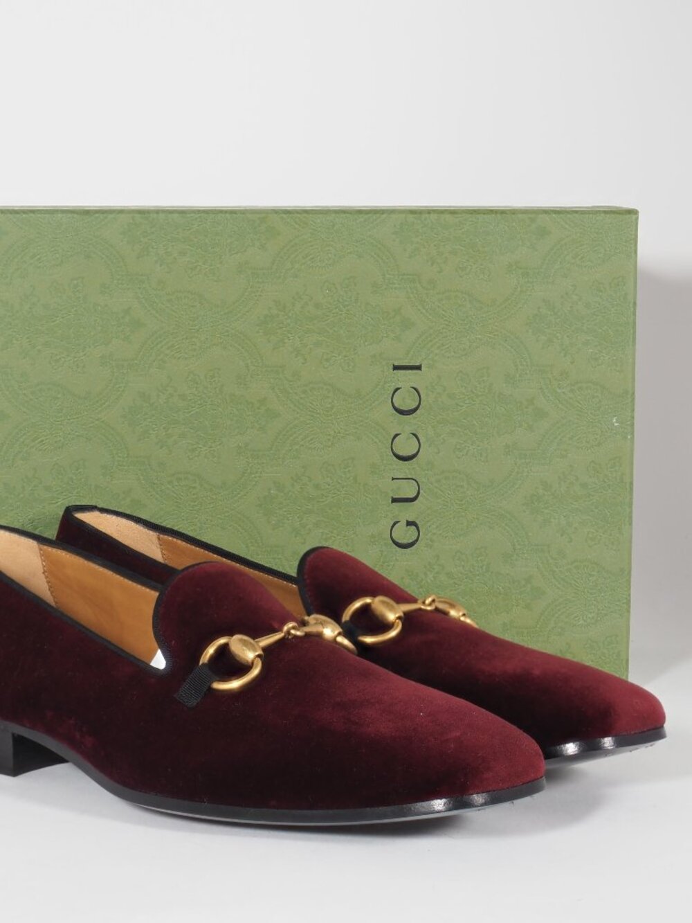 Gucci Bordeaux Velvet Horsebit Loafers Mens Size 6.5 Made in Italy